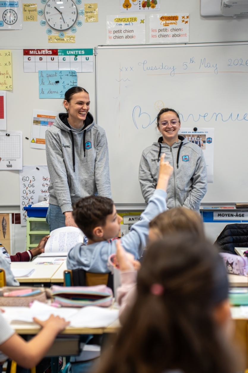 Nos Bluelights à la rencontre des écoles