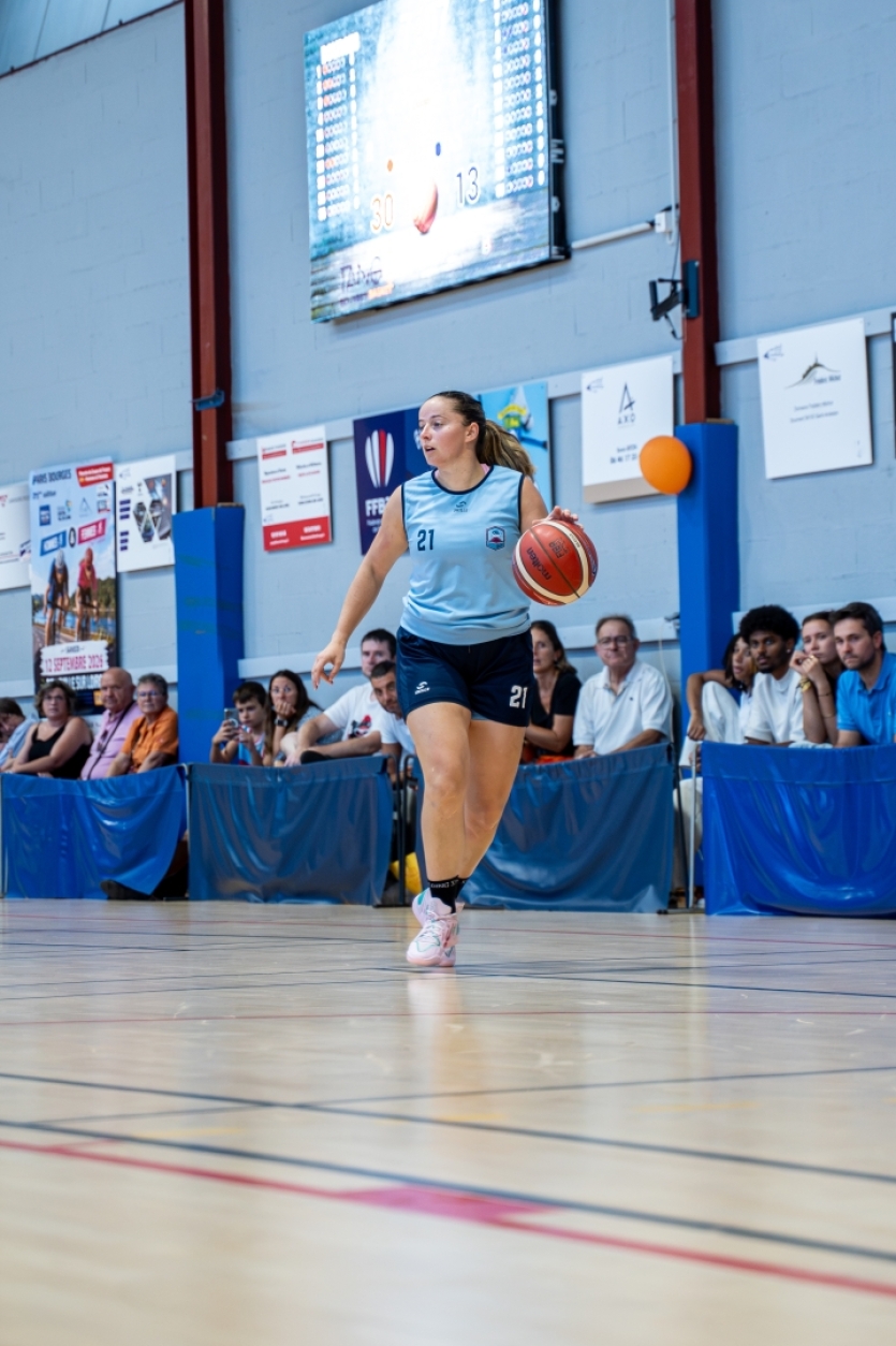Nos Bluelights lancent leur série de matchs amicaux